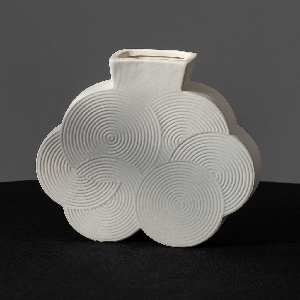FLOW LOOP VASE