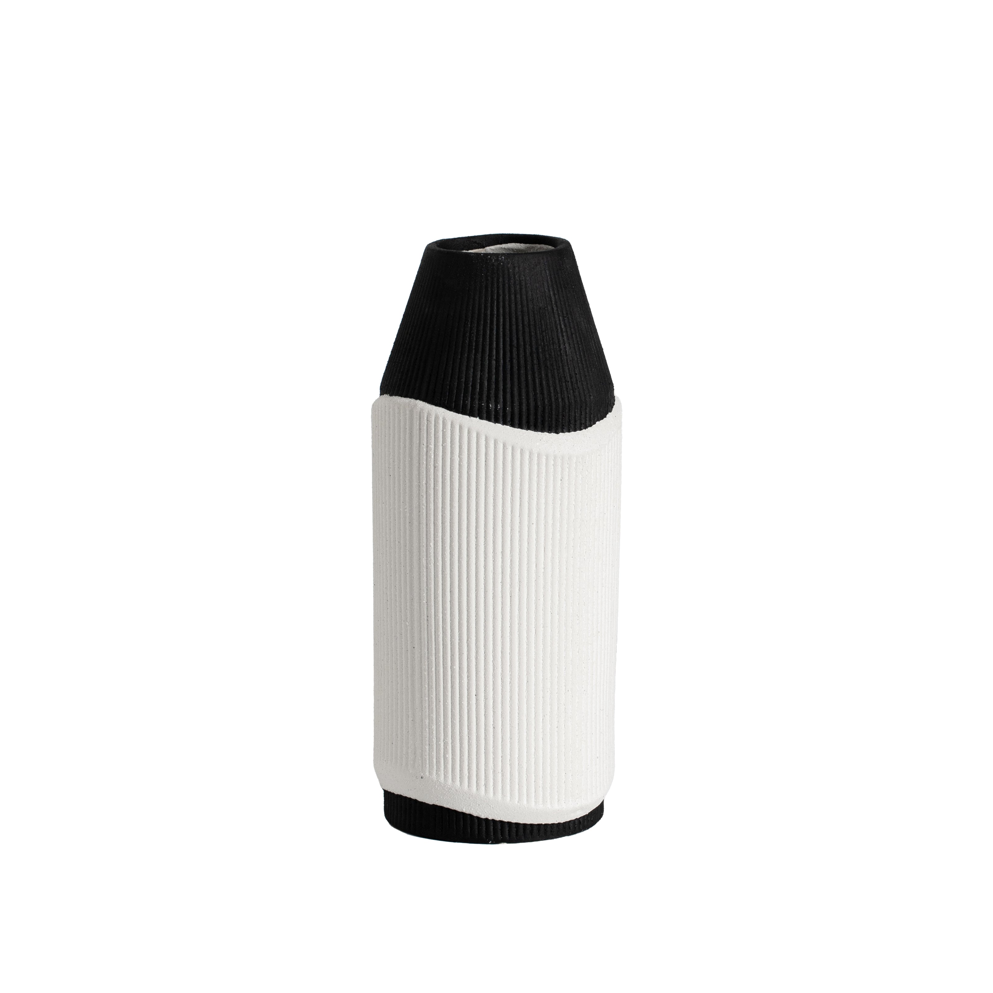 HUSH VASE