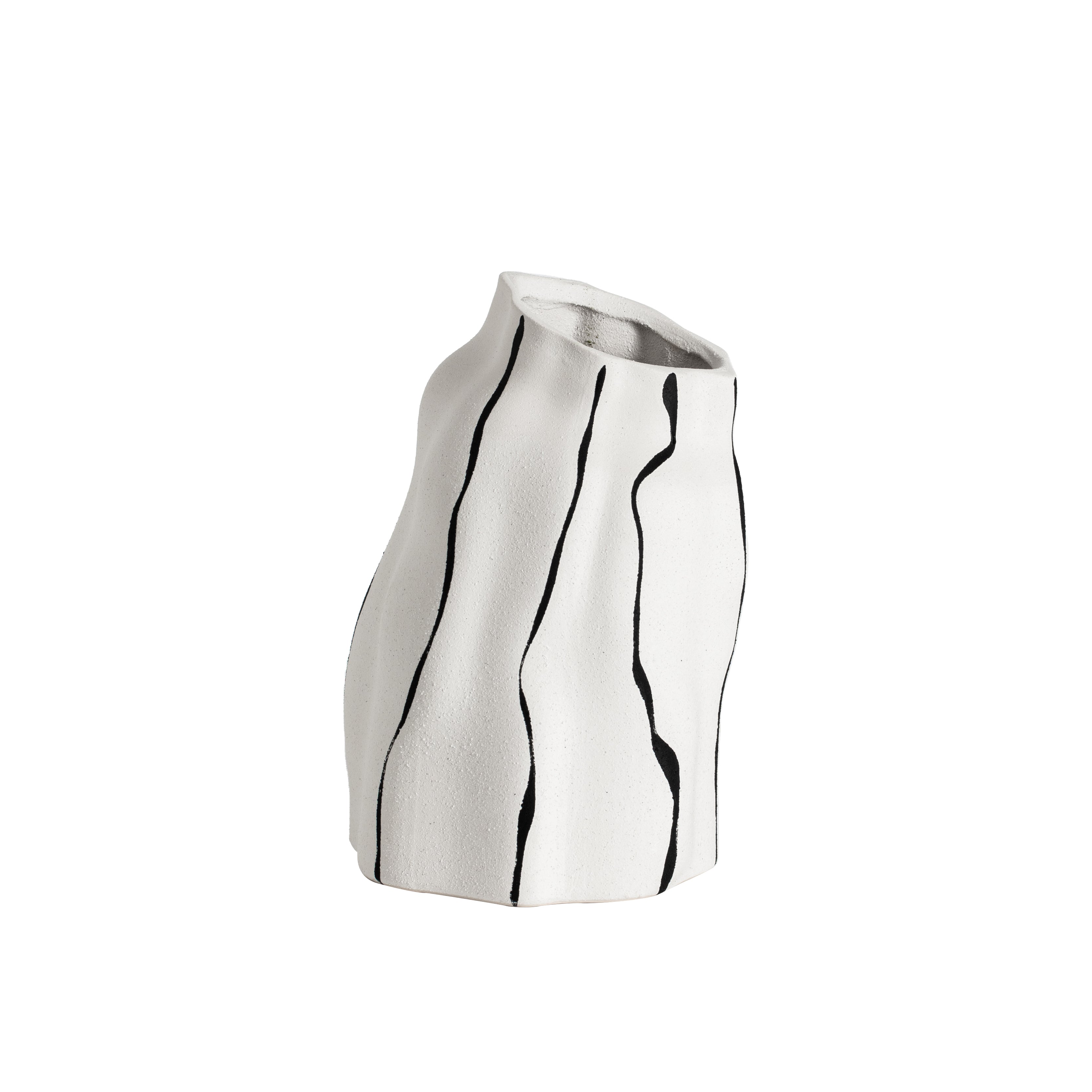 WAVY VASE