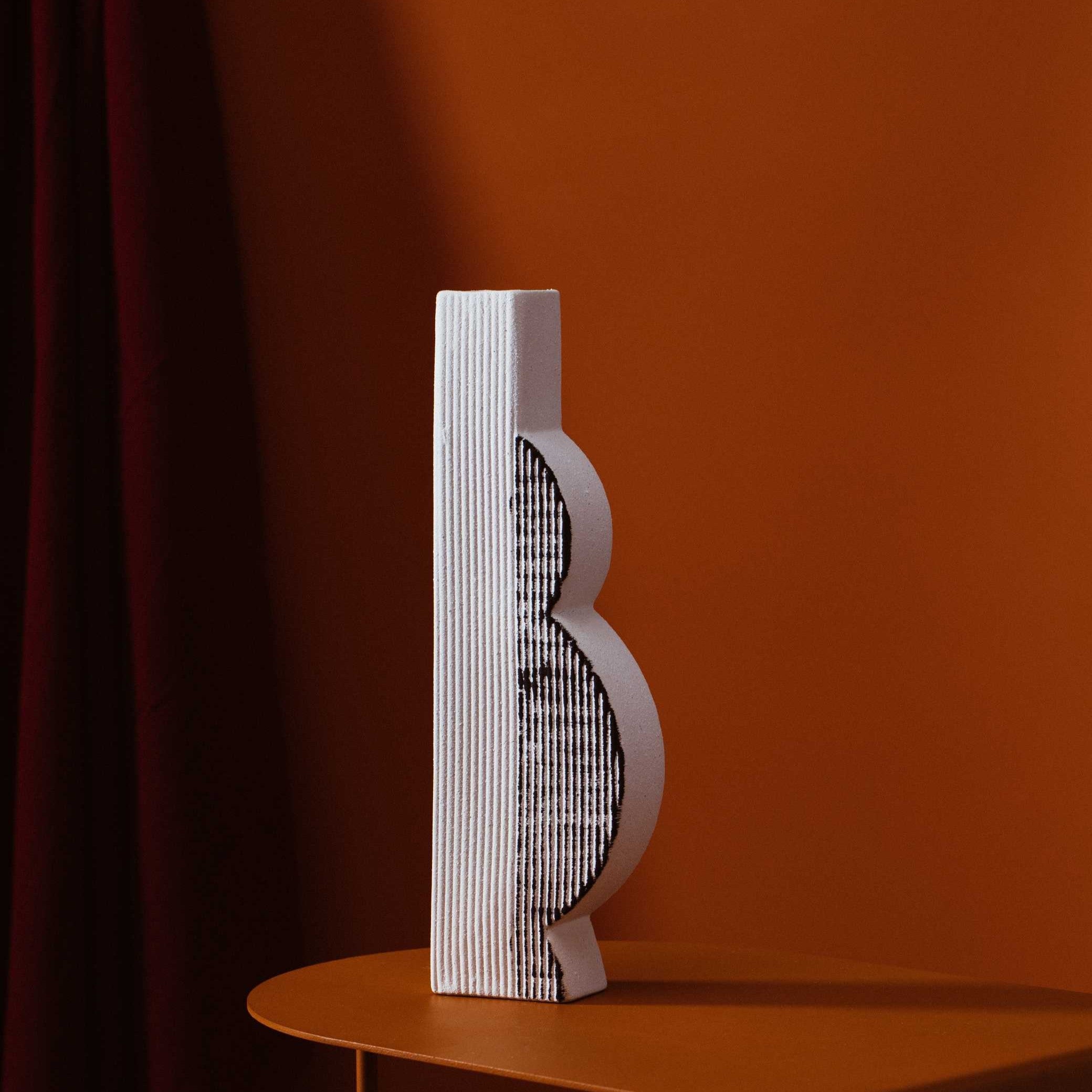 SIDEWAVE VASE