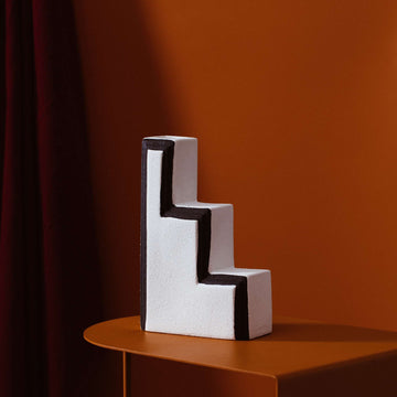 STEP VASE