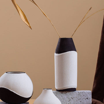 HUSH VASE