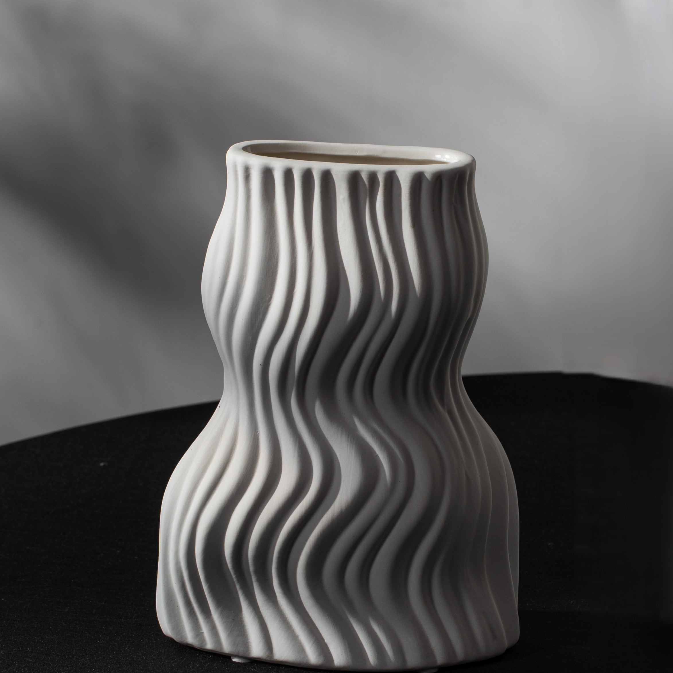 RIPPLE FLOW VASE